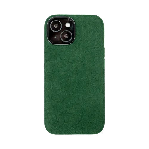 Groene smartphonehoes met een ruwe textuur en drie cameraopeningen aan de achterkant.